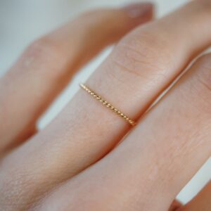 Stacking 18k gold twisted ring